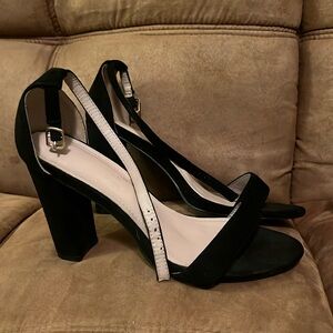 Black velvet heels